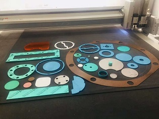 密封墊片切割加工(圖12) 密封行業切割機